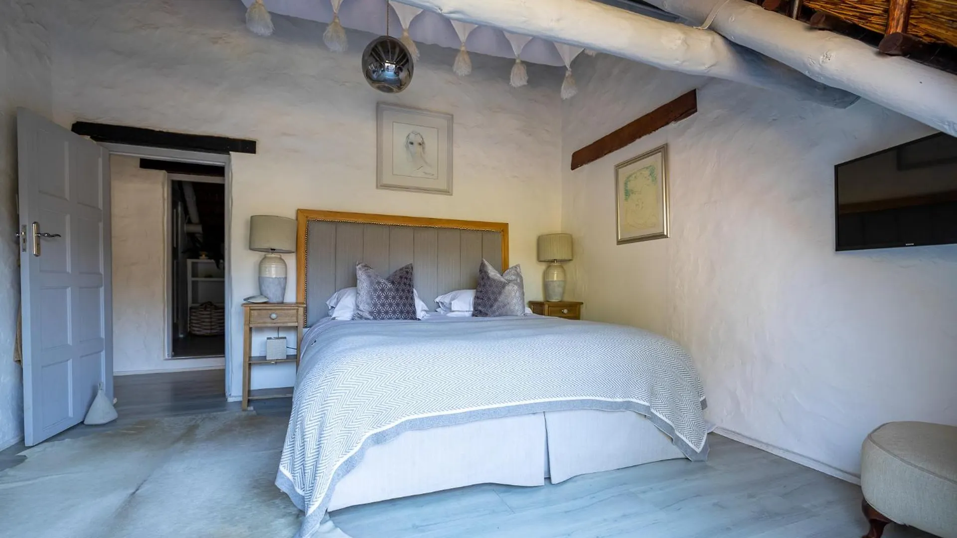 Chapmans Peak Lodge Noordhoek Cape Town.