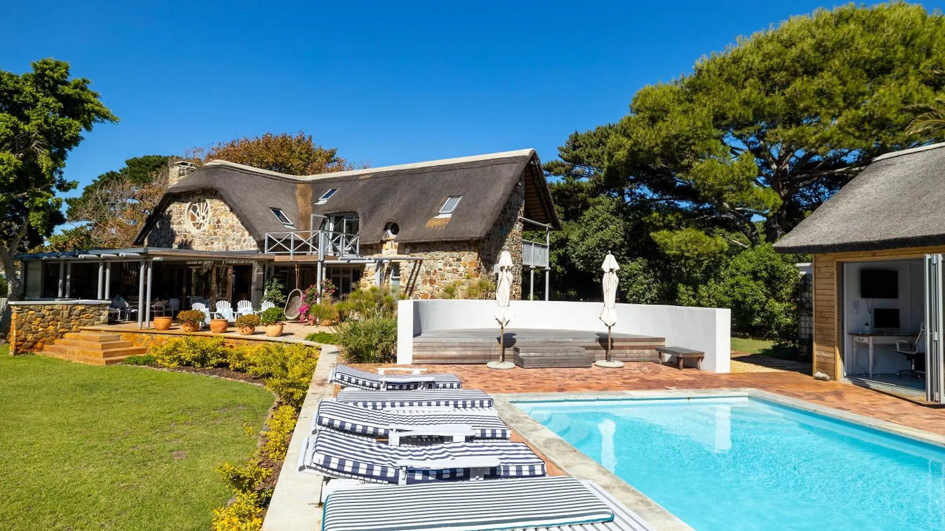 Chapmans Peak Lodge Noordhoek Cape Town. Hébergement de vacances
